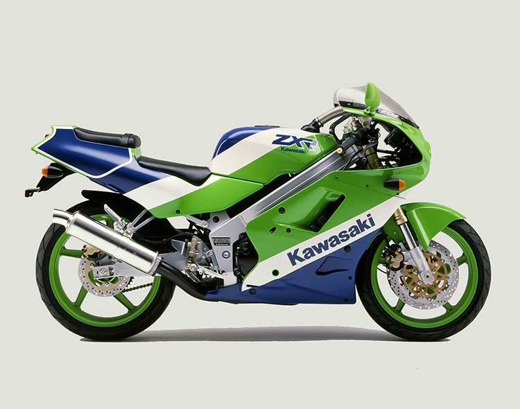 青春のQ4（Quarter4気筒）カタログ その4 RR・後編 | WEB Mr.Bike