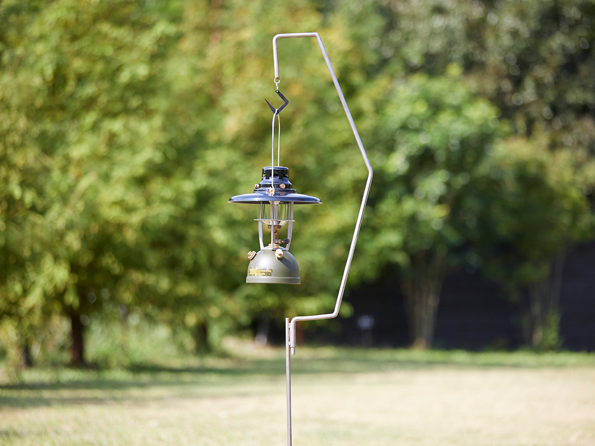 Kaqudd（カクッド）| アイアンランタンハンガー【シルバー