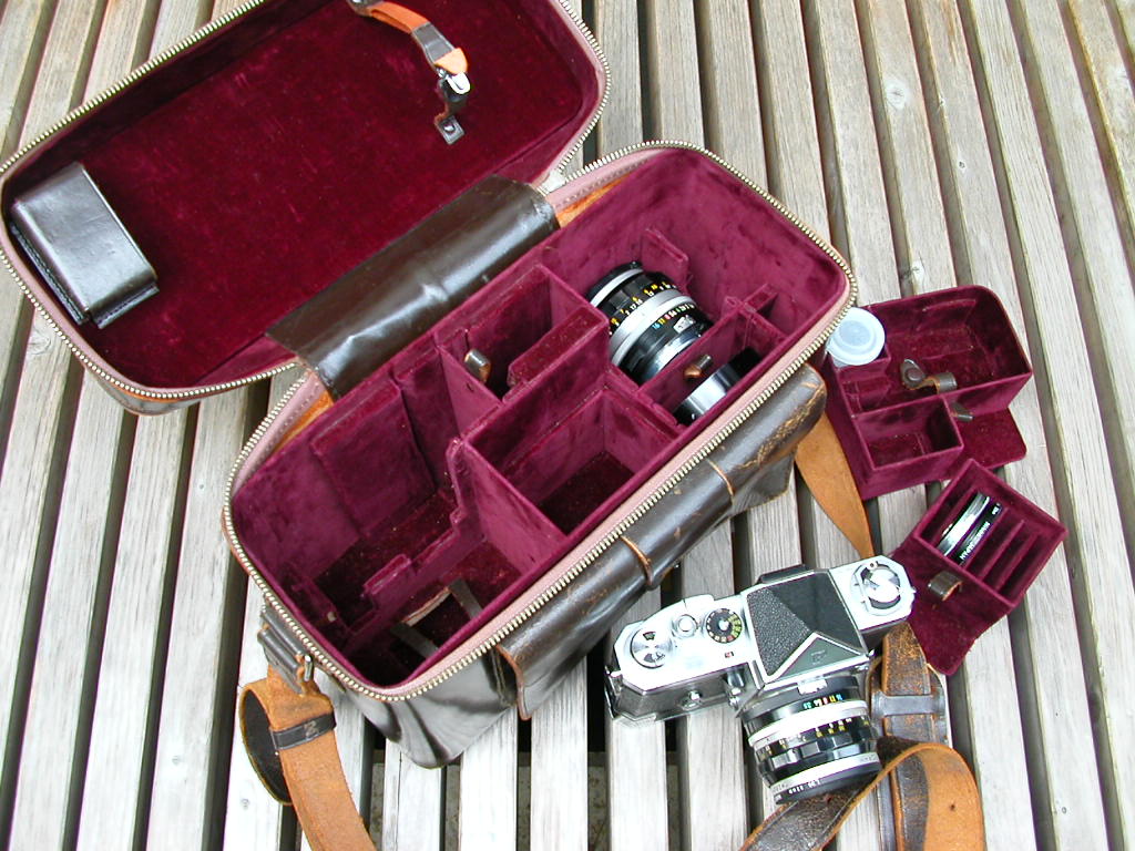 ガゼットケース