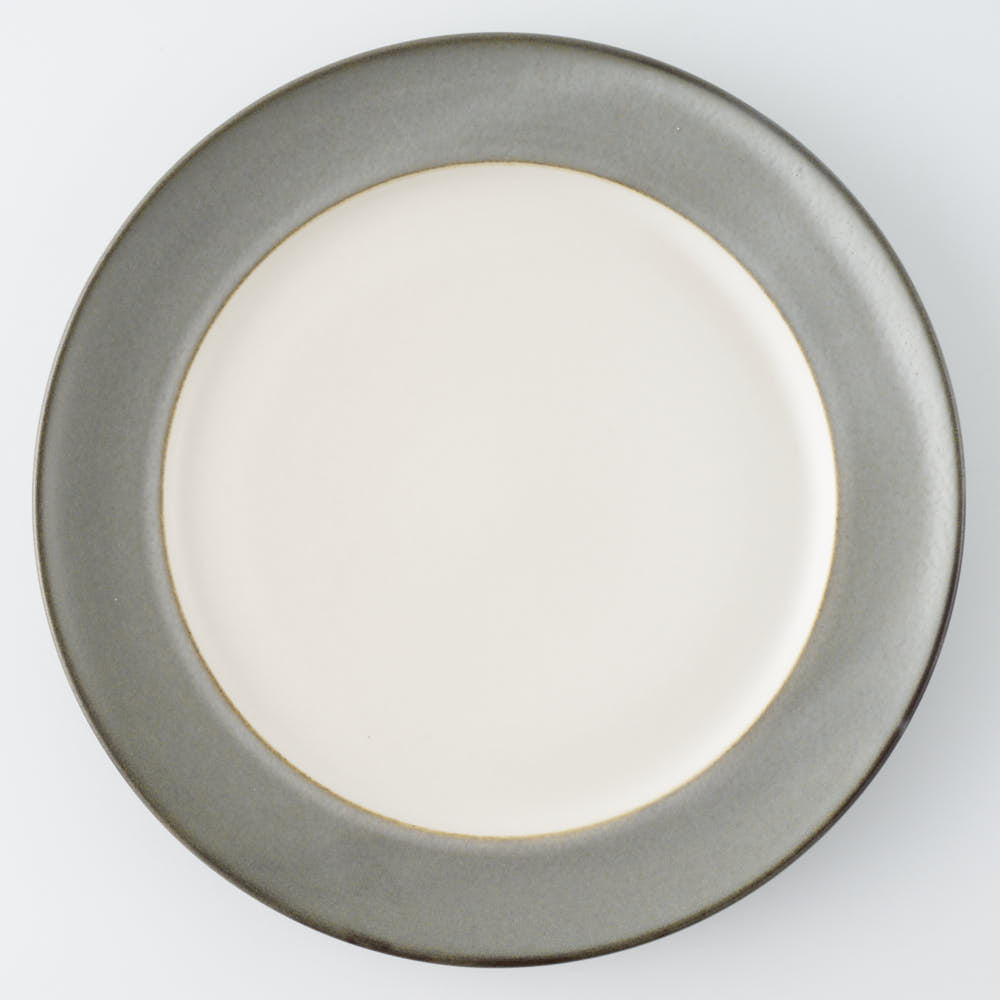 作家 中村智子 21cmリムプレート グレー ¥5,060 大人の焼き物
