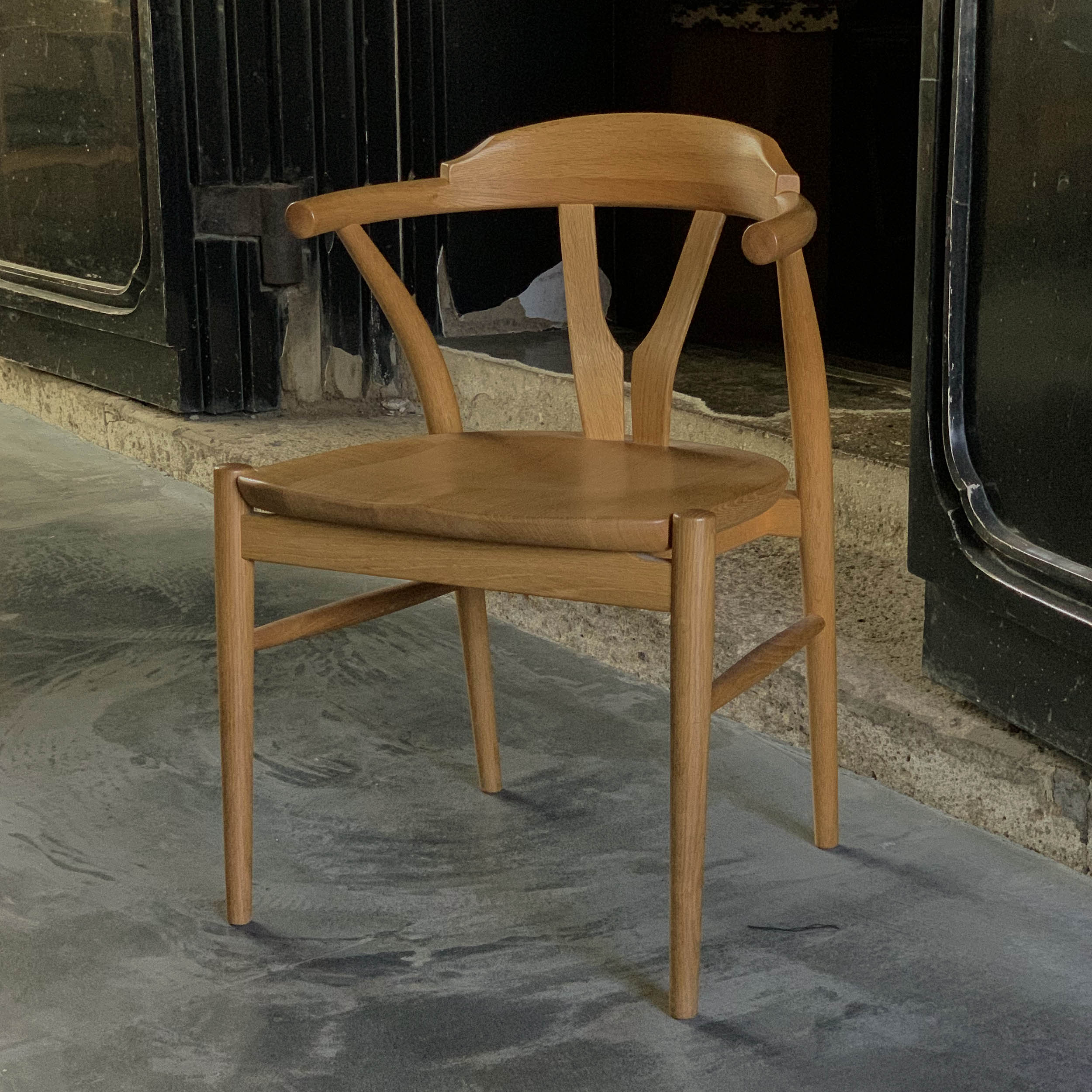 秋田木工｜DM-AK006｜アームチェア - INTERIOR SHOP momotose