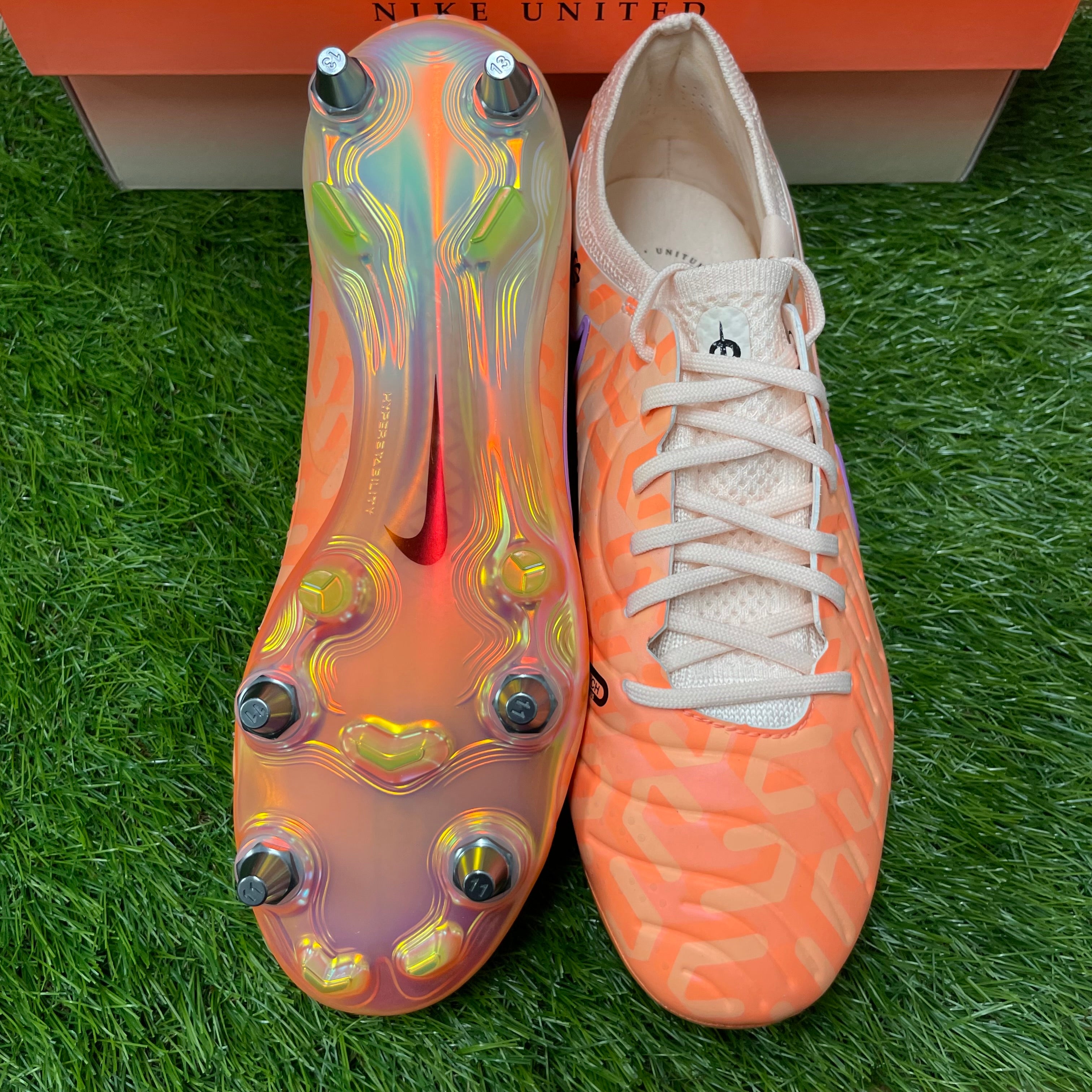 ティエンポレジェンド 10 エリート NU SG-PRO P FQ6430 800 Tiempo