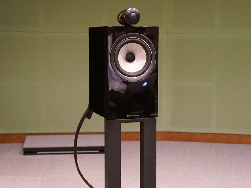 B&Wの新スピーカー「700 S2」を聴く。特に注目はペア32万円「705 S2