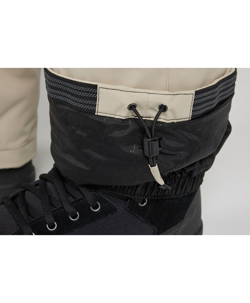 Sassy Beast Suit | AIRBLASTER | エアブラスタージャパン公式サイト