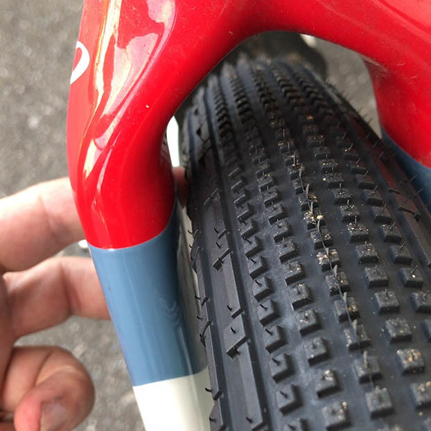 試してみました】Panaracer グラベルキングSK 27.5×1.9 - 自転車の部品