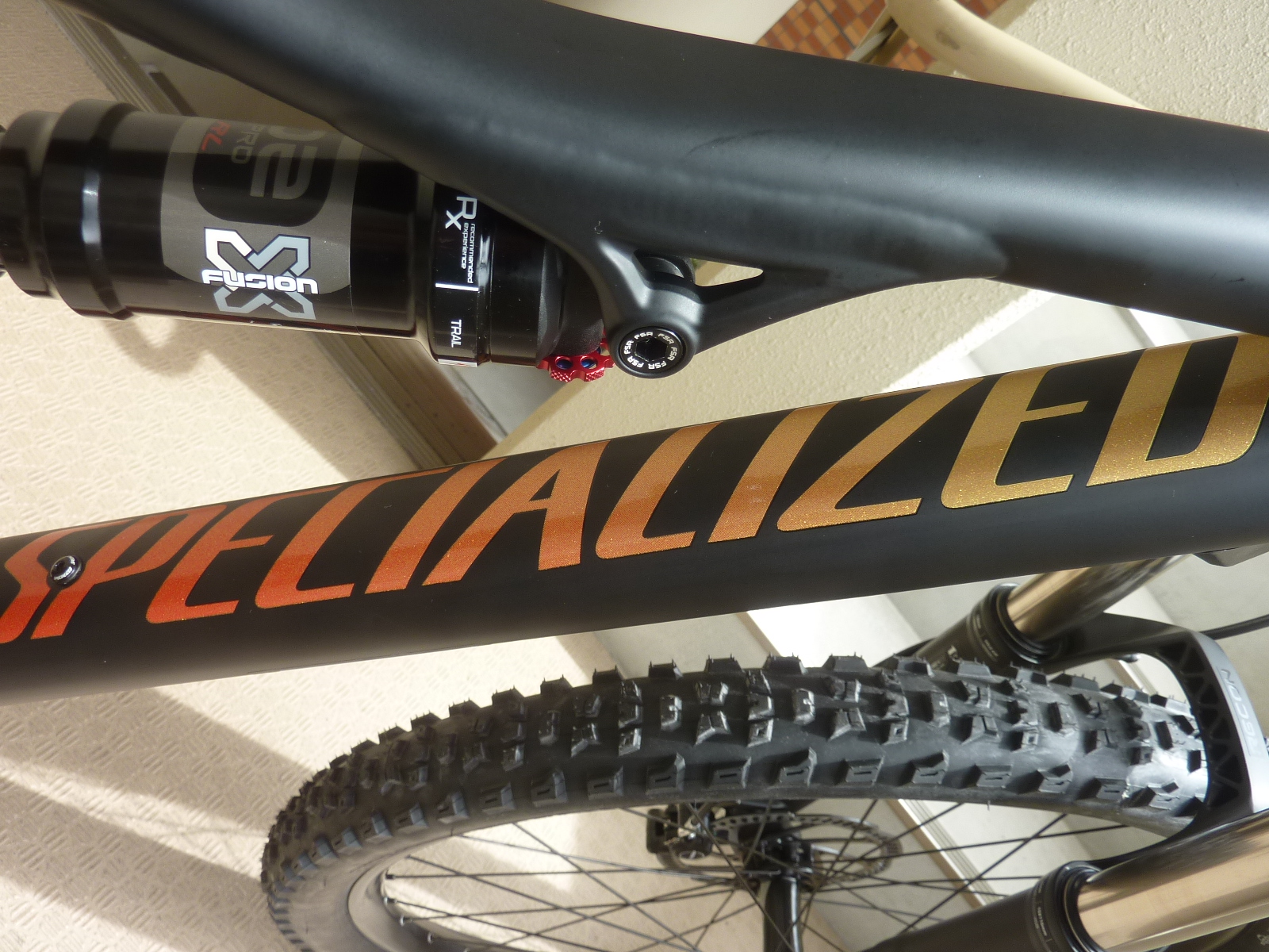 2018モデル入荷！スペシャライズド キャンバーFSR - サンワ