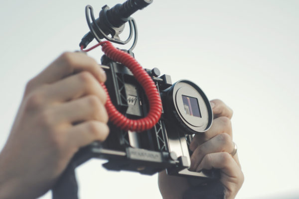 1.33× アナモルフィックレンズ - Beastgrip.jp