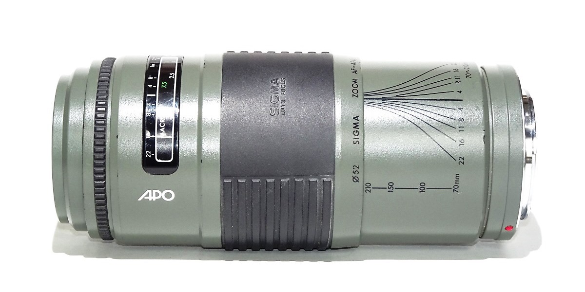 Sigma ZOOM AF-APO 70-210mm f3.5-4.5 for MINOLTA （1986）