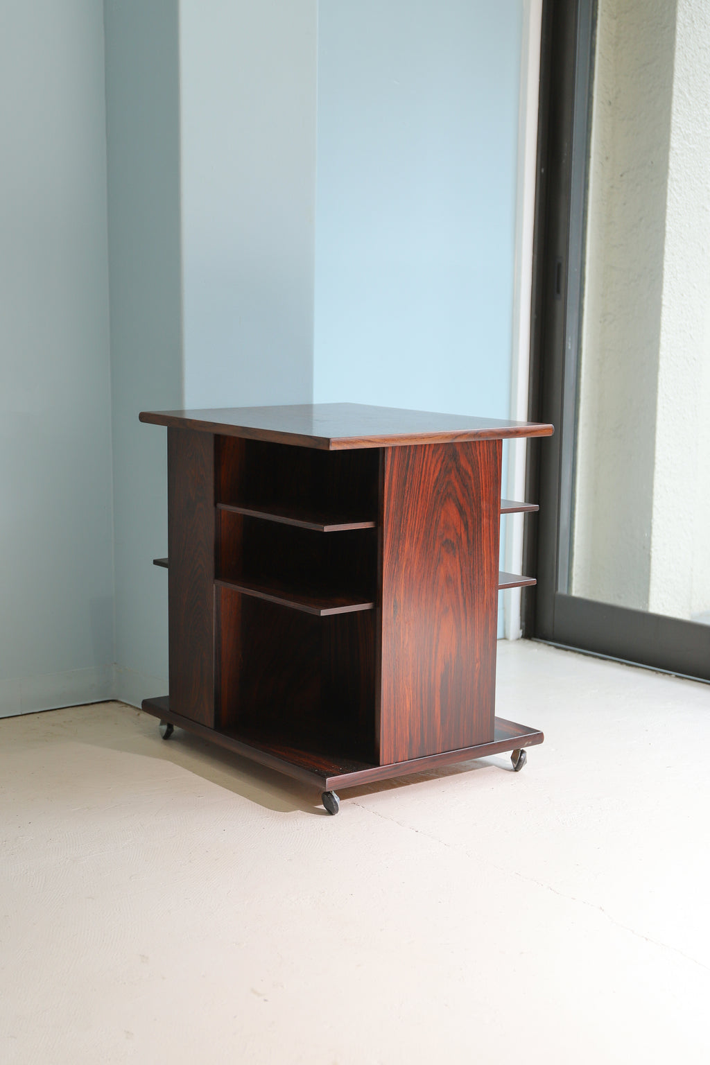 デンマークヴィンテージ ブックシェルフ キャスター付き サイド