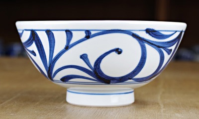 砥部焼・梅山窯・6寸丼（内外唐草）【和食器通販e-tobeyaki.com】