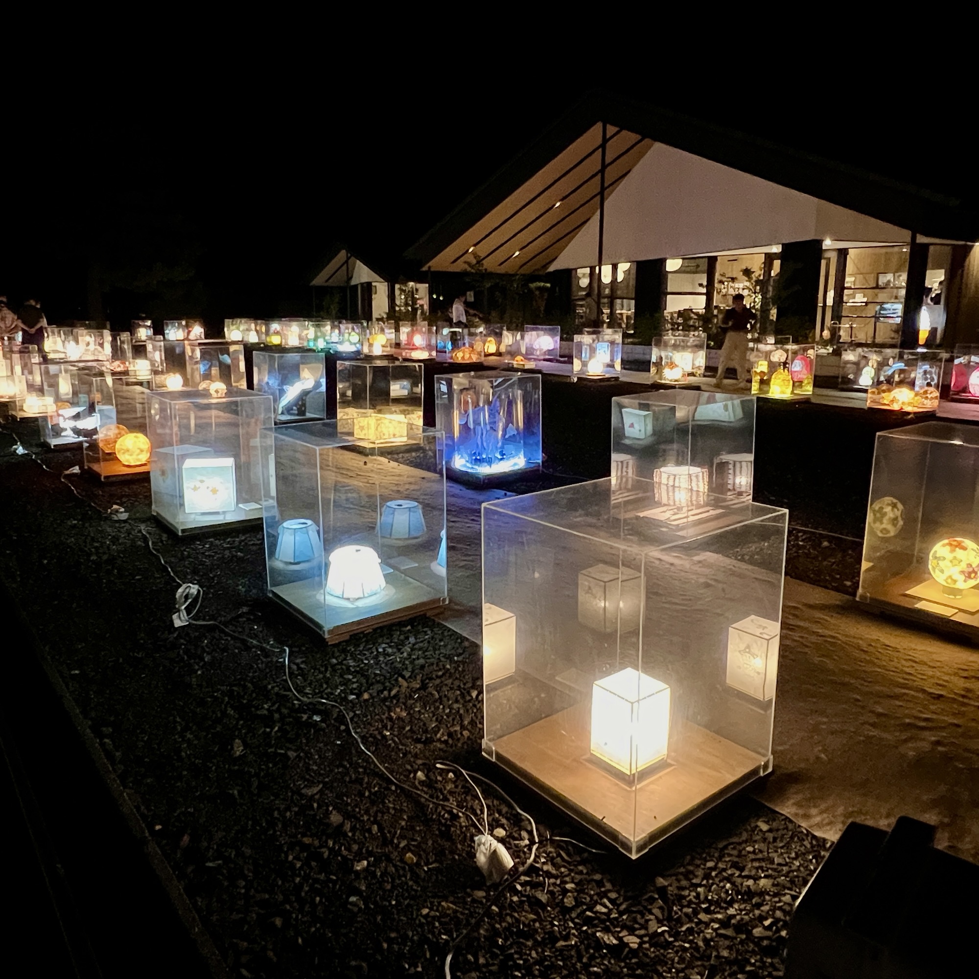 期間限定】うだつの上がる町並み『美濃和紙あかりアート展2025』開催