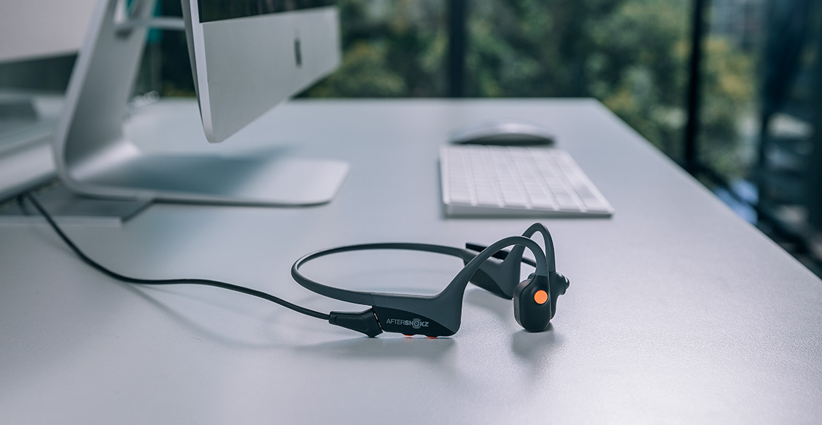 AfterShokzの次世代型骨伝導ヘッドセット【OpenComm（オープンコム