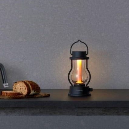 LEDランタン BALMUDA The Lantern（バルミューダ ザ・ランタン）/L02A