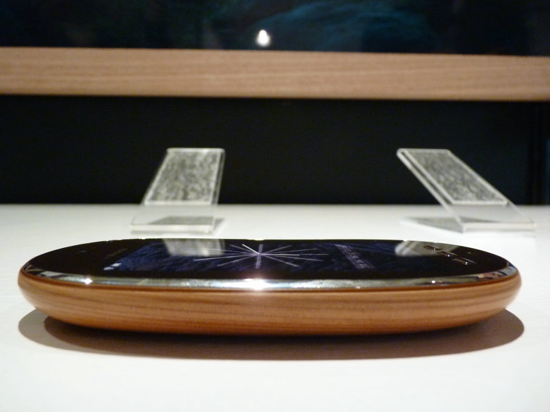 A cell phone made of hinoki 