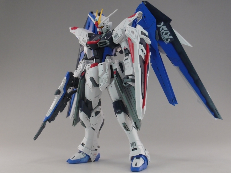 MG 1/100 ZGMF-X10A フリーダムガンダム Ver.2.0 (機動戦士ガンダム
