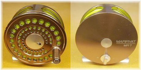 毛鉤を巻いて川に行く（フライリール）