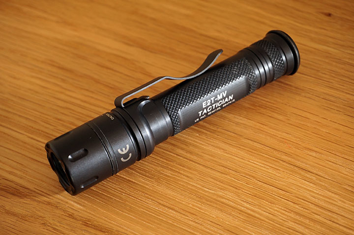 SUREFIRE E2T-MV TACTICAN 屋外照射 : アカリセンター公式ブログ