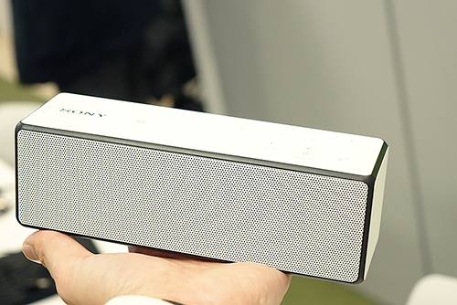 さらに小型化だけど音質はパワーアップした「SRS-X33」スペック