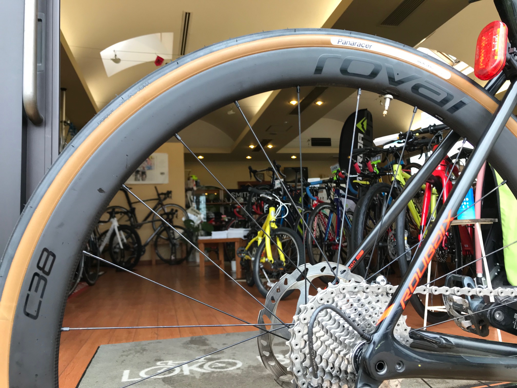 8/13 ROVAL RAPIDE C38 DISC | LOKO Bicycle