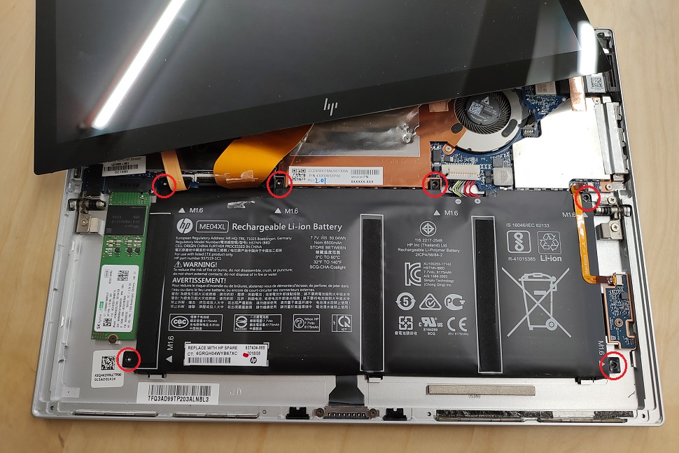 HP Elite X2 1013 G3 のバッテリー交換手順（詳細写真掲載）バッテリー