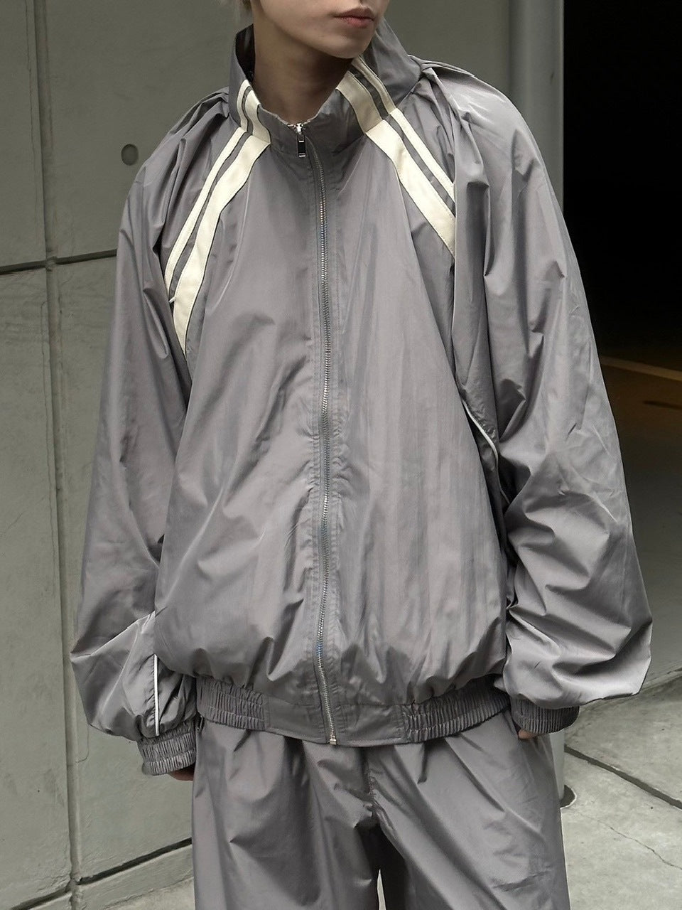 受注制【Chikashitsu +】set up line track jacket (2color