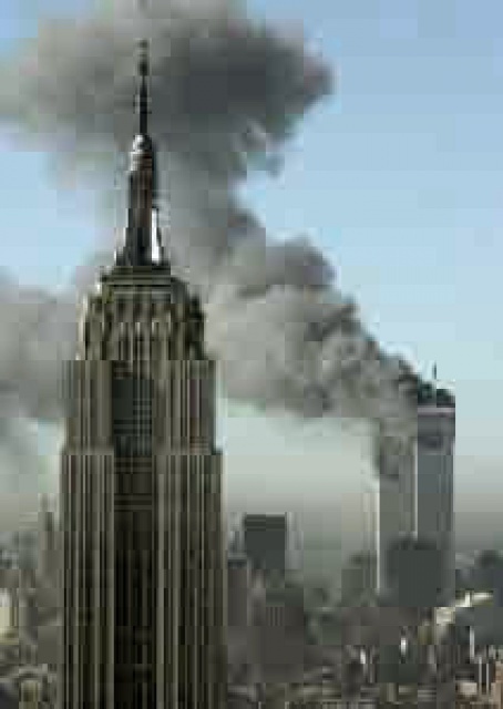 圧倒的なスケールで写真史を俯瞰する、トーマス・ルフの日本で初の大