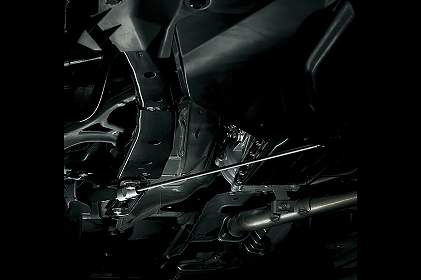 フレキシブルドロースティフナー フロント (ターボ車用)（RH）：LEGACY