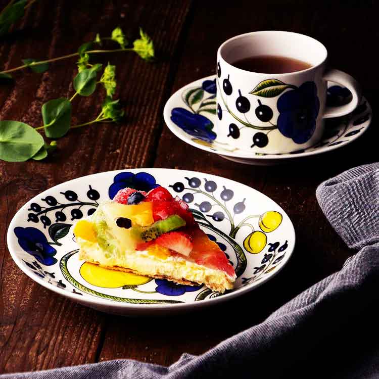 ☆［アラビア］パラティッシ ティーカップ＆ソーサー パープル