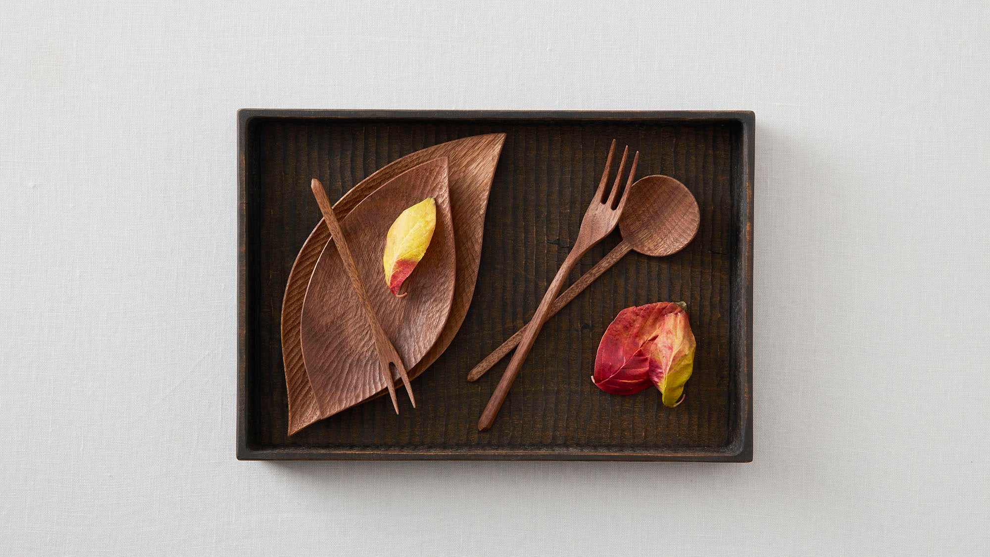 日常に、陽だまりのような優しさと温もりを。堀宏治さんの木の器と