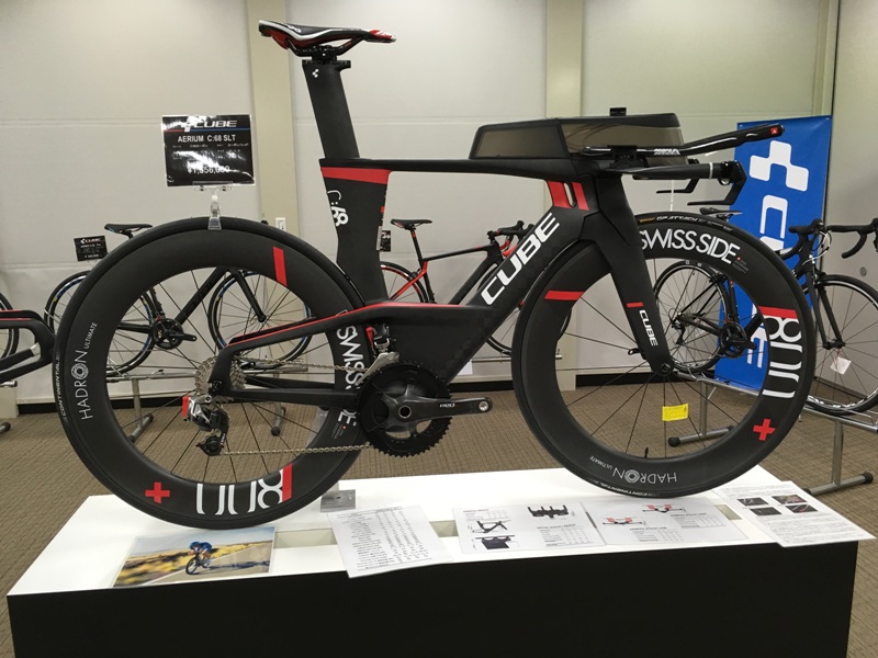 実は本気のトライアスロンバイクだったりする「CUBE AERIUM C:68