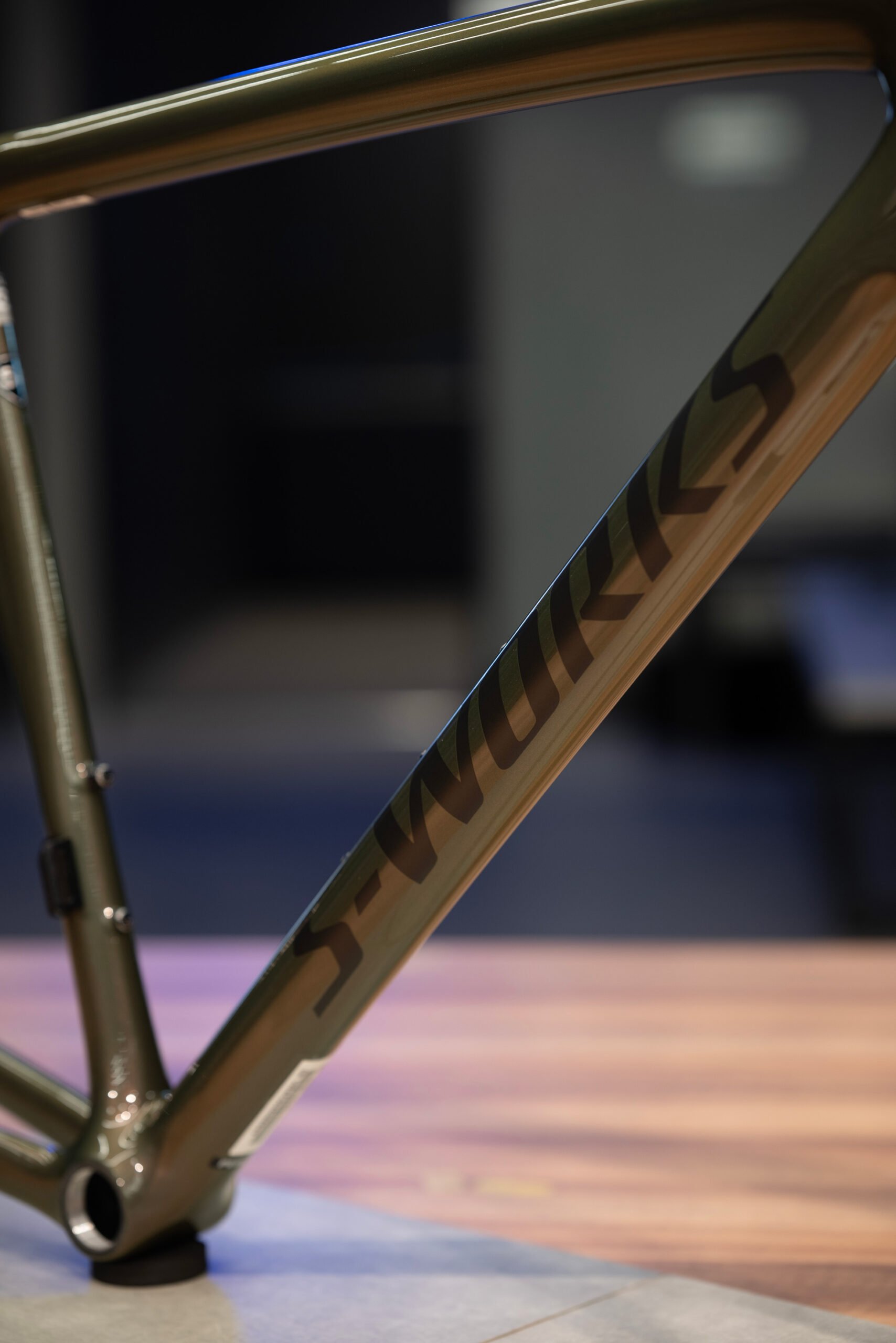 S-Works Tarmac SL8 Framesetグロスサイプレスメタリック/マゼンタトゥ