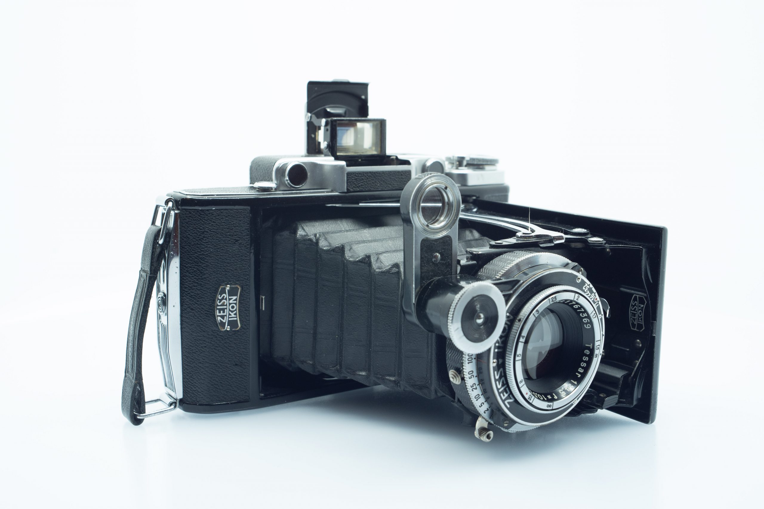 Perfection from the thirties: Zeiss Ikon Super Ikonta - Vintage-photo
