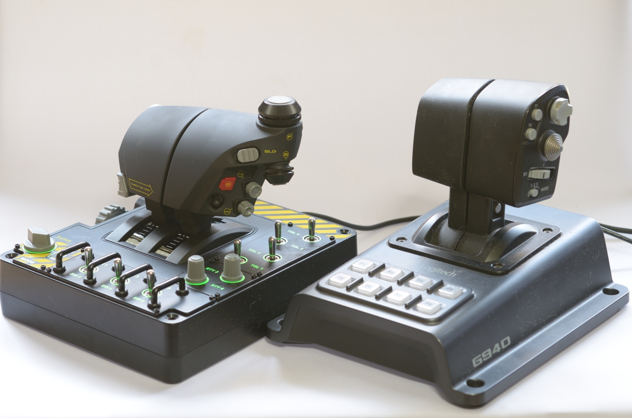 Saitek Pro Flight X-55 Rhino H.O.T.A.S. System: 流星の巣