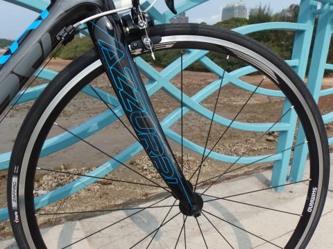 Azzurri （アズーリ） Forza Elite 105のインプレッション