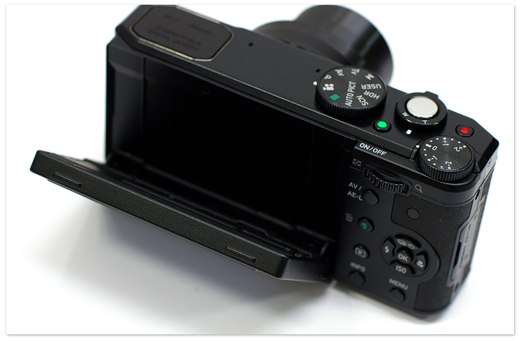 カメラの八百富｜PENTAX ペンタックス MX-1 ブラック 国内販売開始