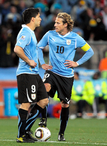 asahi.com（朝日新聞社）：点取り屋、相棒の分まで ウルグアイ