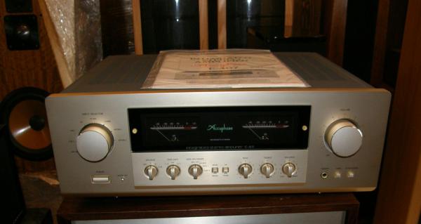 アキュフェーズ Accuphase E407 プリメインアンプ