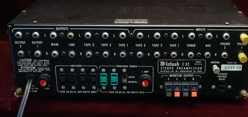 マッキントッシュ McIntosh C32 プリアンプ