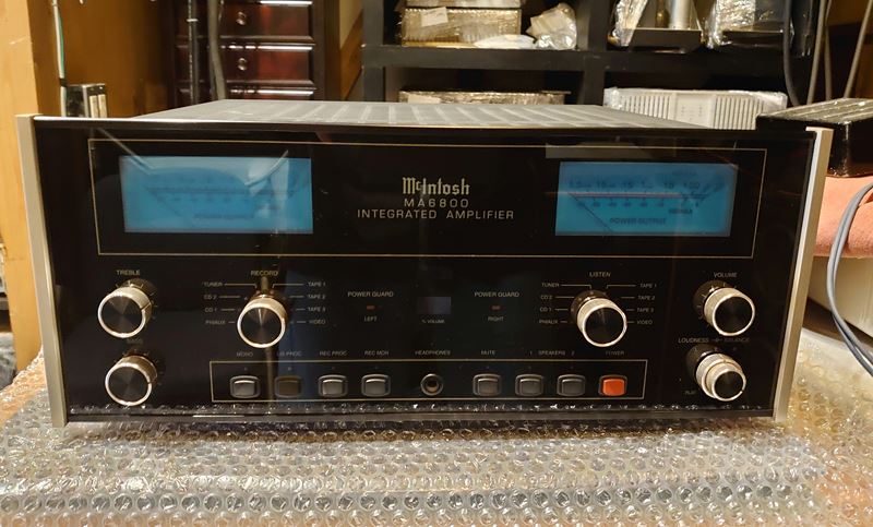 マッキントッシュ McIntosh MA6800 プリメインアンプ