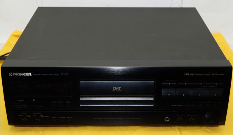 パイオニア Pioneer D-05 DATデッキ