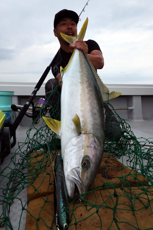 カーペンター メモリアル フィッシュ