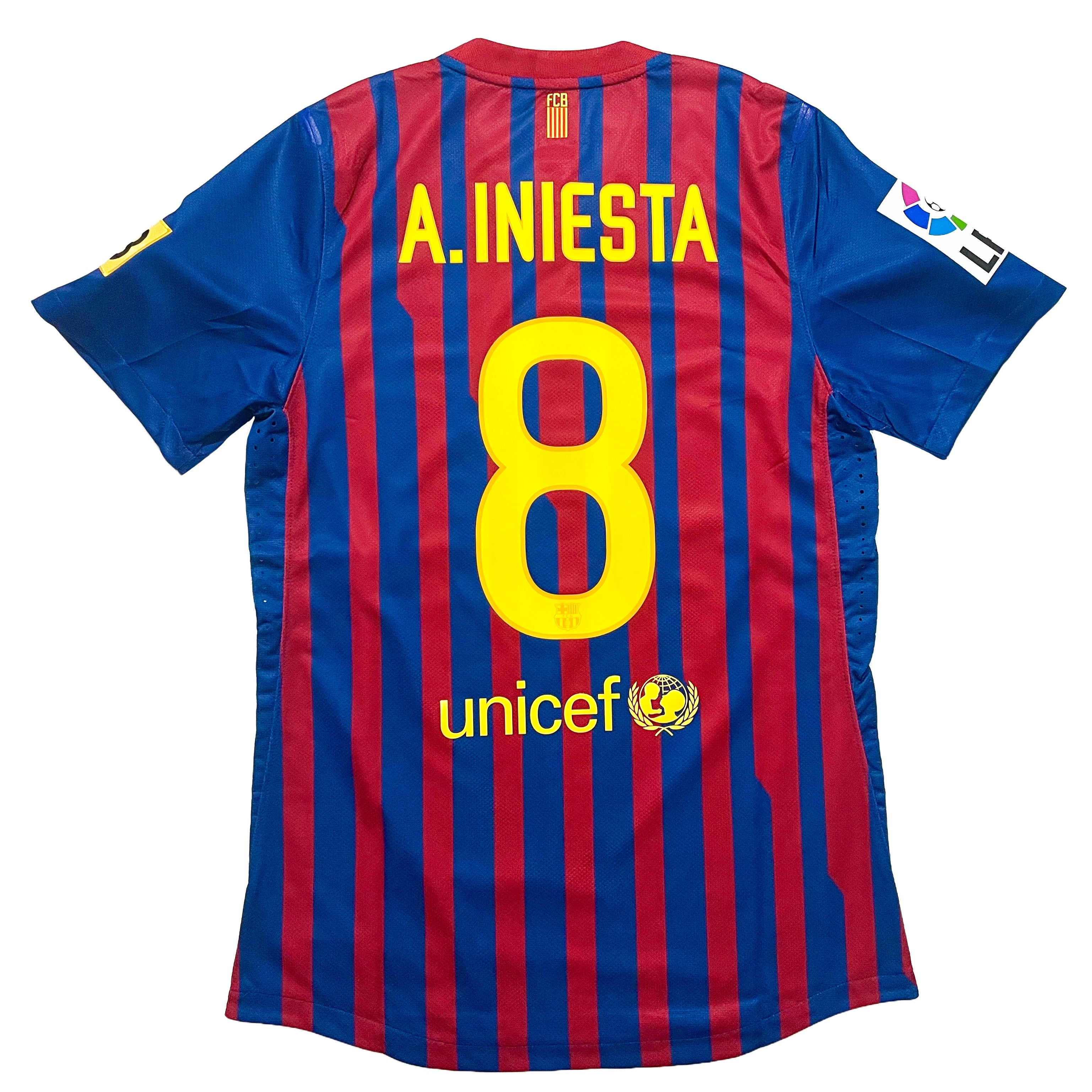2011-2012 FC Barcelona Player Issue home shirt #8 Iniesta (M