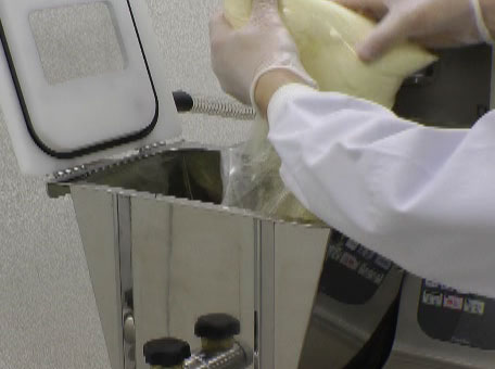 小型パスタ機Ⅱ MPC-2500｜不二精機株式会社－おにぎりマシン8割強の