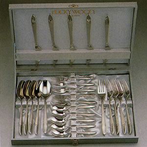 ラッキーウッド No4100ソルテア18－8ディナーセット25pc