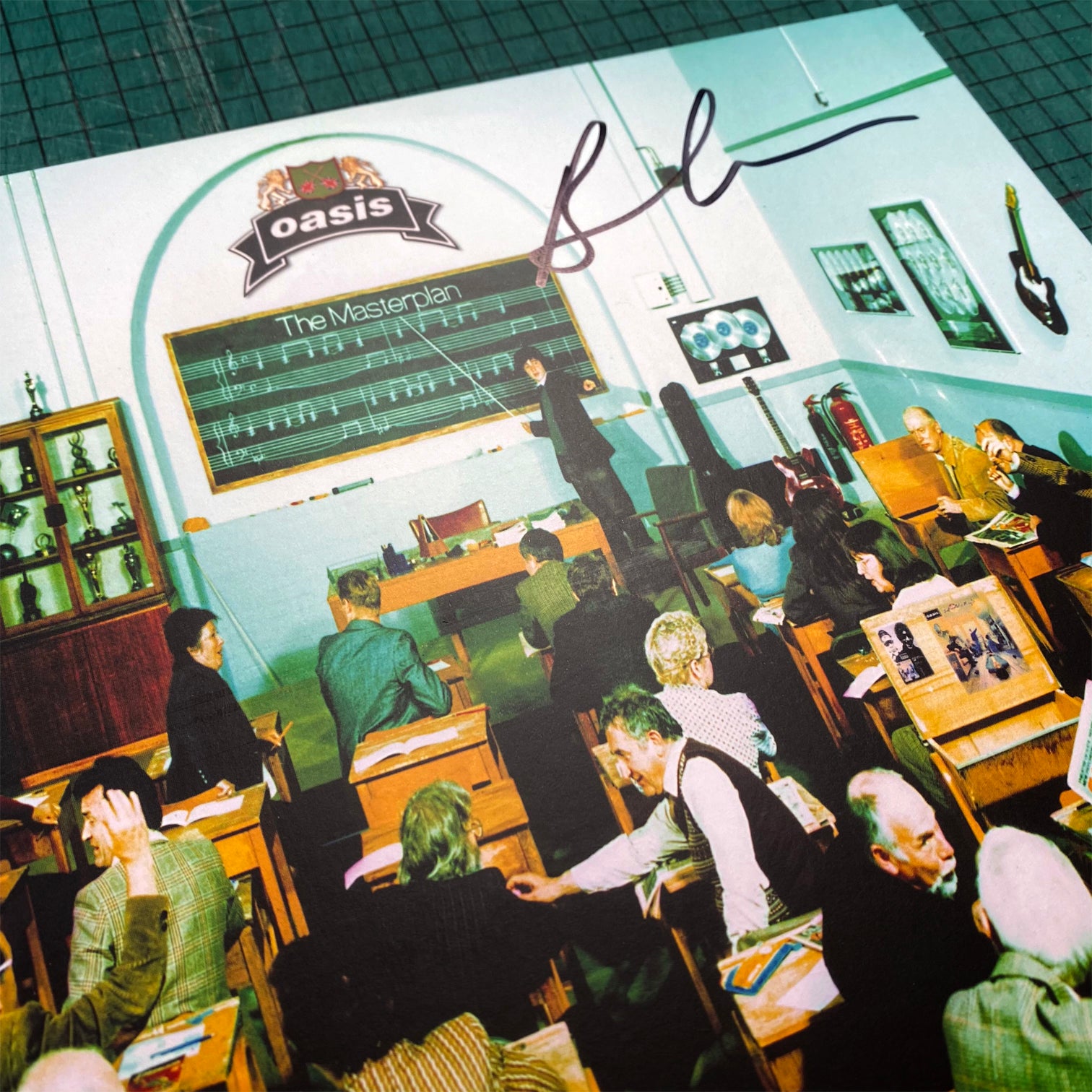 Oasis - The Masterplan - Unplayed Vinyl - Signed - New item