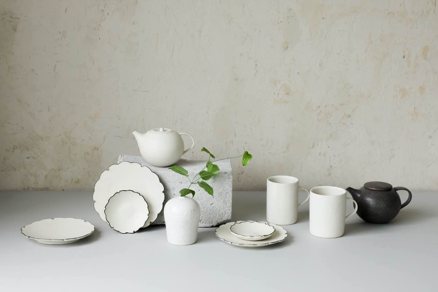 うつわと向き合うこと – Orné de Feuilles