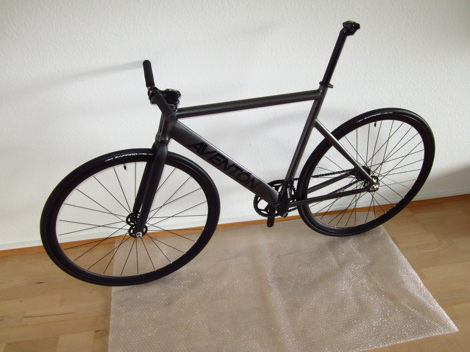 Aventon Cordoba - Pedal Room