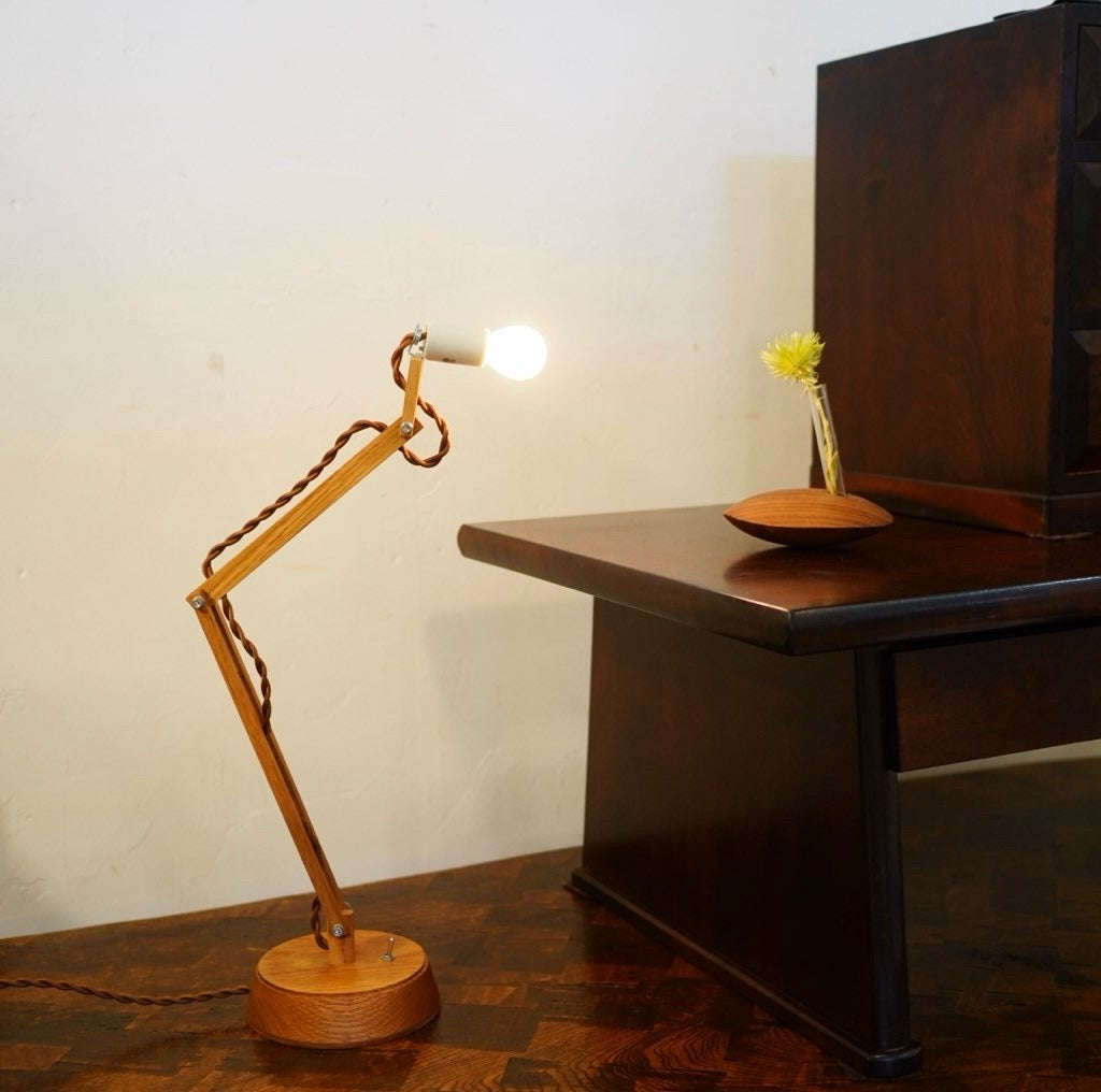 チクニ / chikuni 丸台座照明 デスクライト 壁掛け照明 テーブルランプ