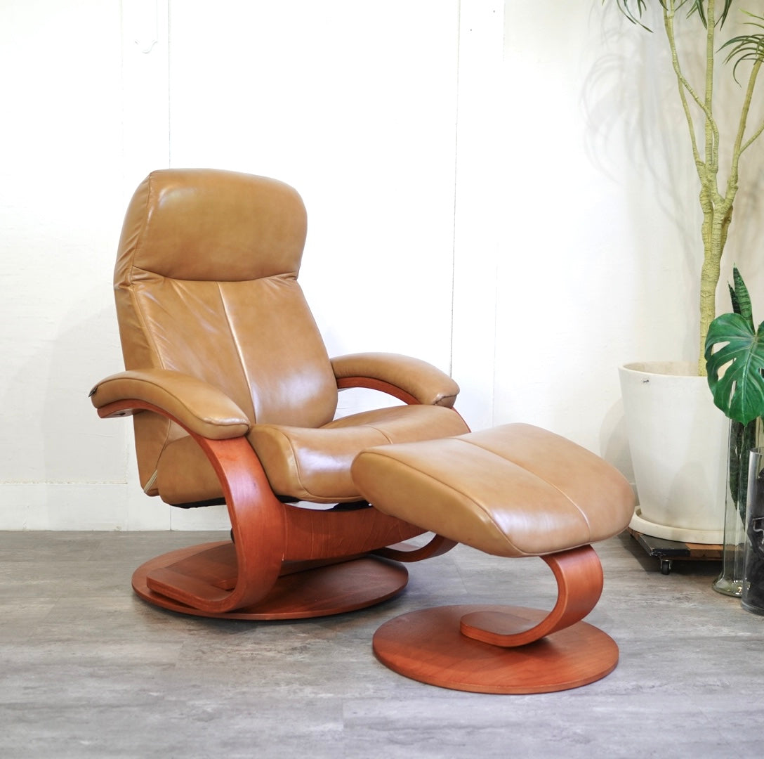 イエリアーダ / Hjellegjerde フィヨルド ウノ Cベースチェア フット