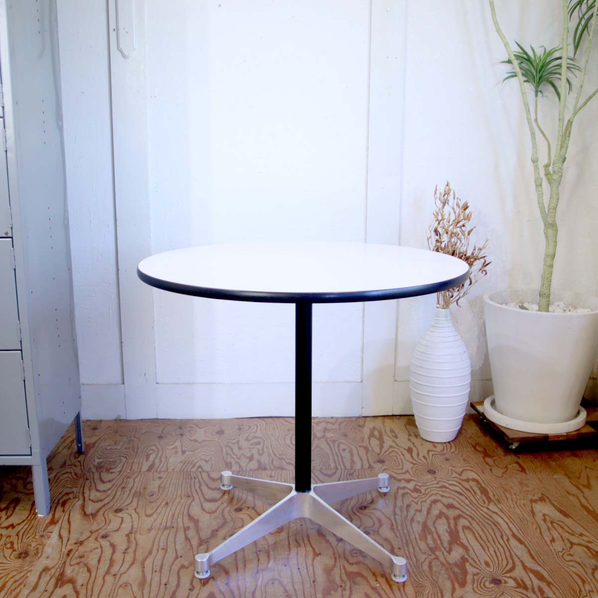 ハーマンミラー / Herman Miller ラウンドテーブル コントラクトベース